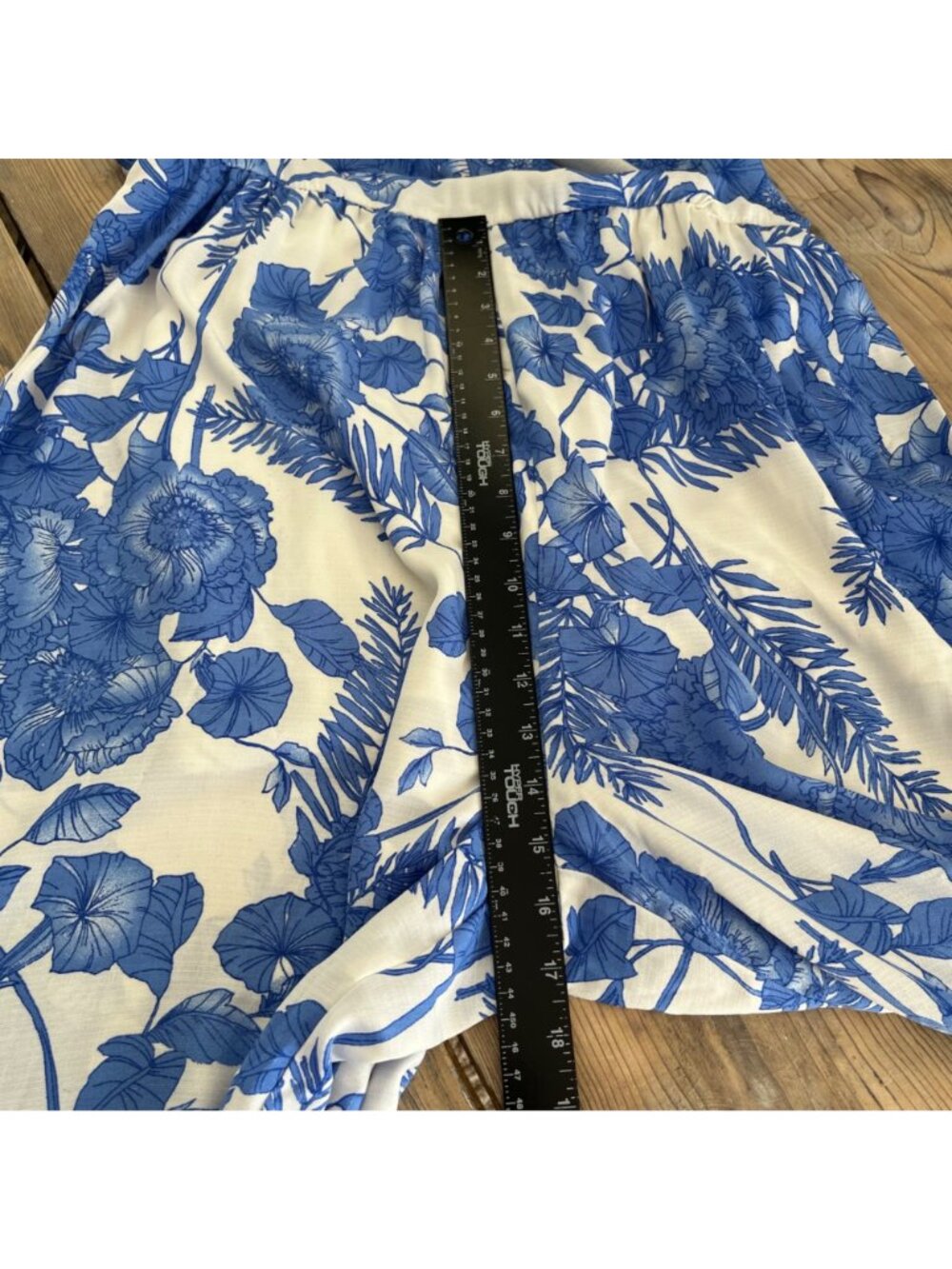 My Michelle Wide Leg Romper Juniors 15 Blue Floral Sleeveless Resort Wear - Picture 9 of 11